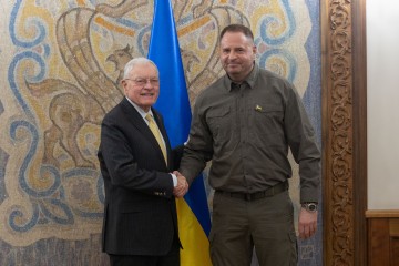 Андрій Єрмак зустрівся зі спецпредставником Президента США Кітом Келлогом