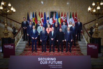 Summit on Ukraine Begins in London