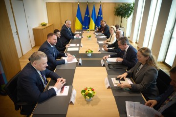 Volodymyr Zelenskyy and the Presidents of the European Commission and the European Council Discussed Strengthening the Defense Capabilities of Ukraine and All of Europe