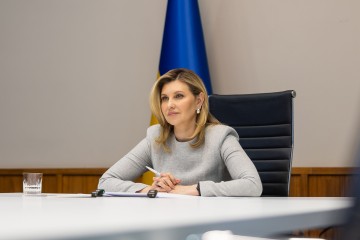 Олена Зеленська провела відеорозмову з першою леді Суринаму