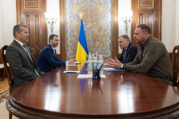 Андрій Єрмак зустрівся з генеральним секретарем Міжнародної морської організації