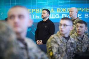 Президент України відвідав Львівський ліцей з посиленою військово-фізичною підготовкою імені Героїв Крут, 18 березня 2025 року.