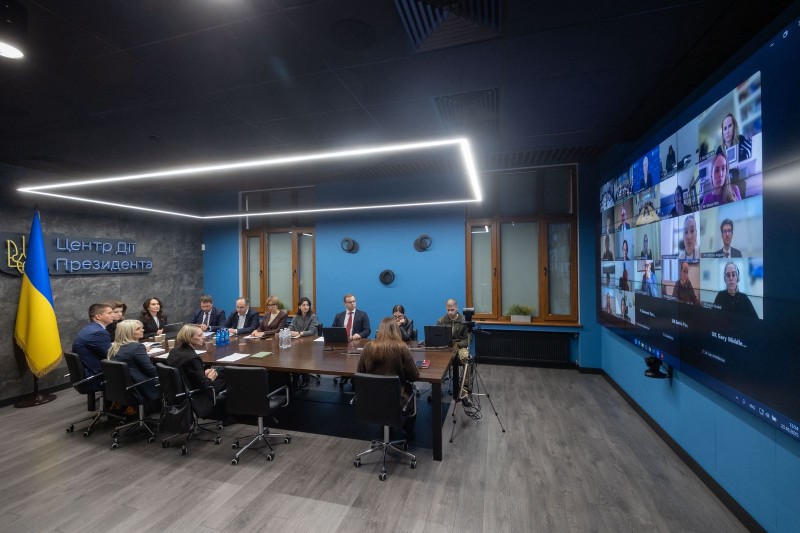 Фото без опису