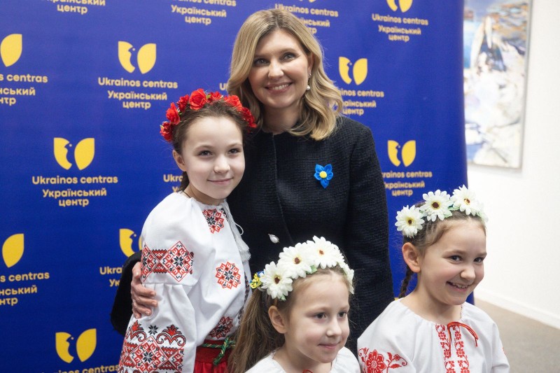 Фото без опису