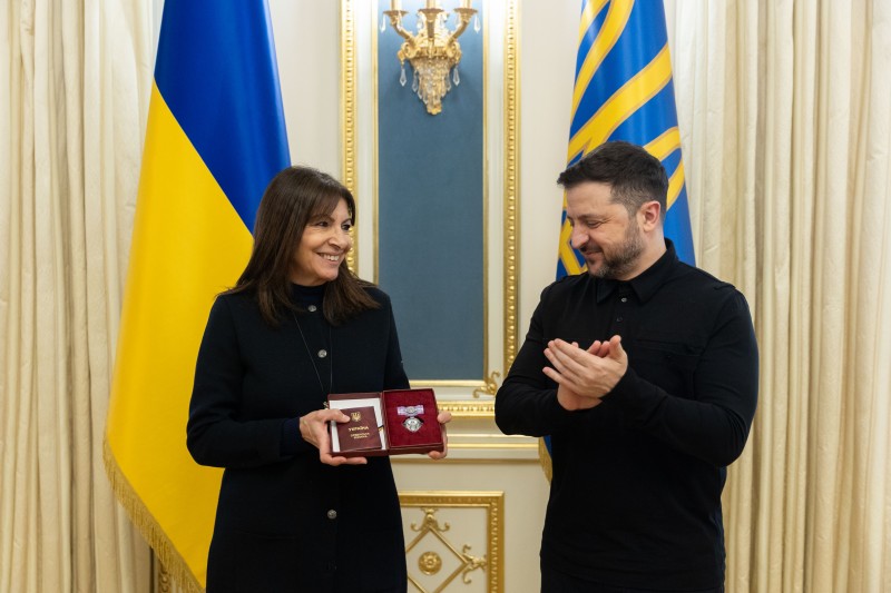 Фото без опису