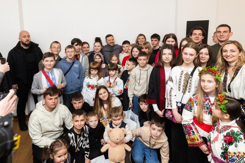 Фото без опису